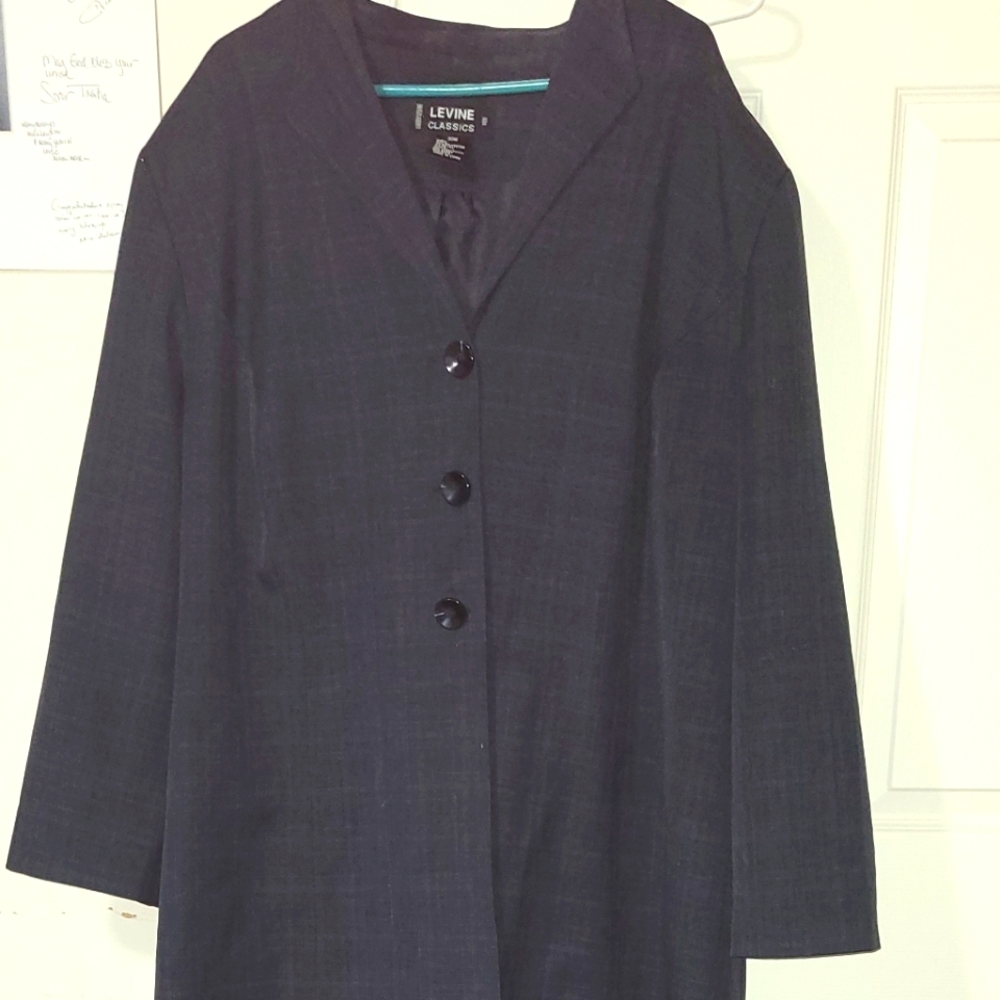 Larry Levine classic gray pant suit size 30w